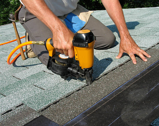 Best Best Roofing Contractors  in East Wenatchee, WA